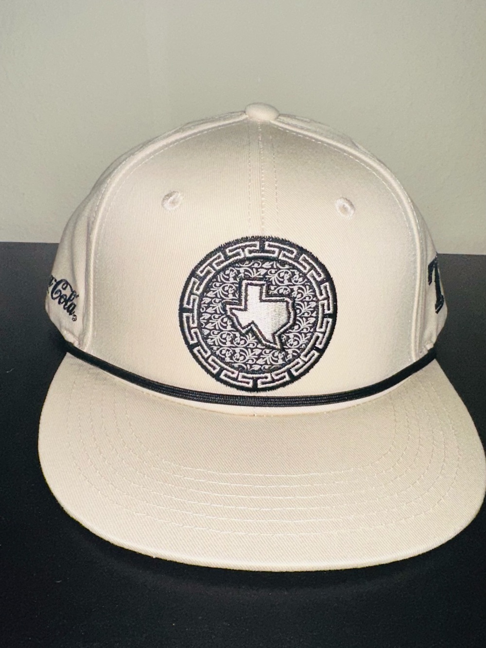 Cream Snapback Hat with Black Texas Medallion